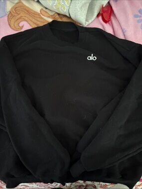 ALO Yoga Men’s Black Crewneck Sweatshirt with White Logo